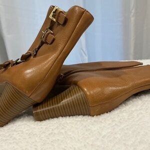 Aerosole Mirage leather peep toe bootie heels